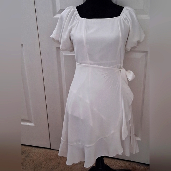 NWT Sampeel Ivory Square Neck Puff Sleeve Mini Dress    Size S - Picture 1 of 14